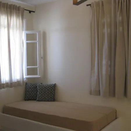 Restia Beachfront Appartement *