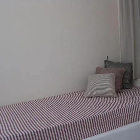 Restia Beachfront Appartement *