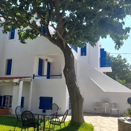 Restia Beachfront Appartement Áyios Pétros